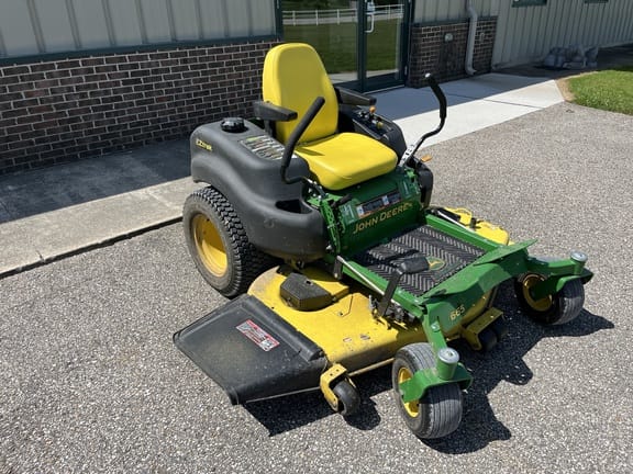 2014 John Deere Z665 Equipment Image0