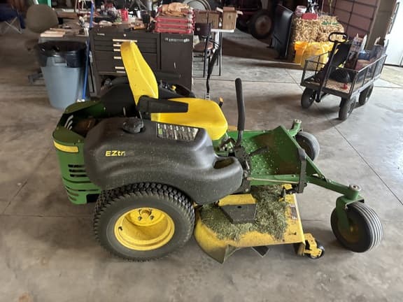Image of John Deere Z665 equipment image 3