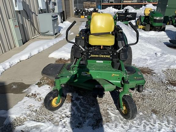 Image of John Deere Z915B equipment image 1