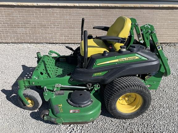 Image of John Deere Z915B equipment image 3