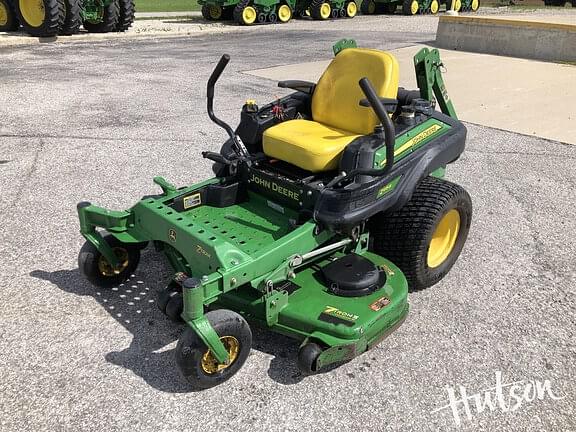 Image of John Deere Z915B equipment image 1