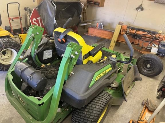 Image of John Deere Z915B equipment image 2