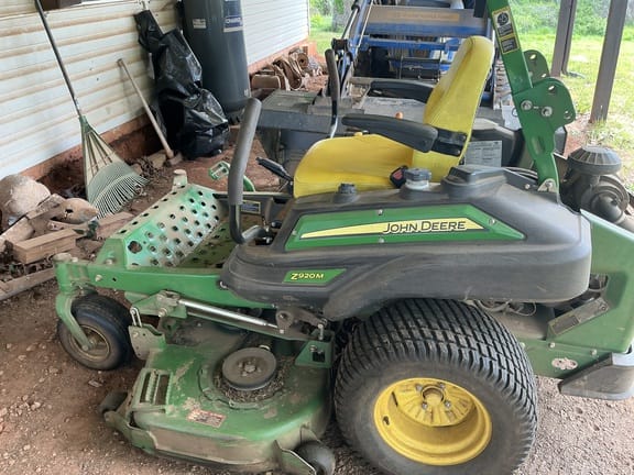 2014 John Deere Z920M Equipment Image0