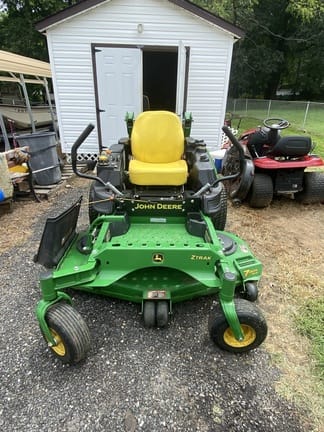 Main image John Deere Z925M