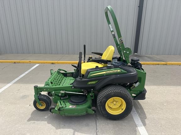 Image of John Deere Z925M Primary image