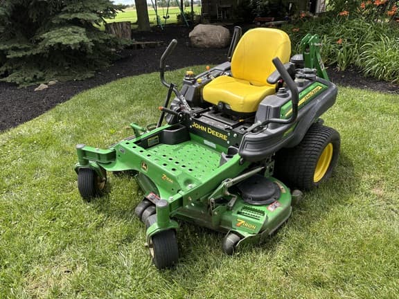 Image of John Deere Z925M Primary image