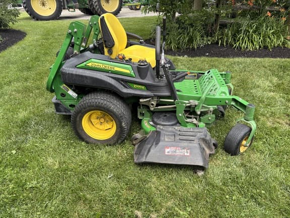 Image of John Deere Z925M equipment image 3