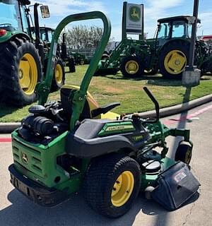 Image of John Deere Z930M equipment image 1