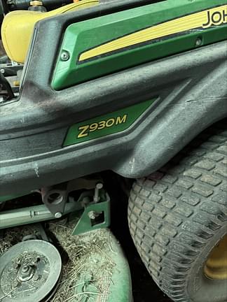 Image of John Deere Z930M equipment image 3