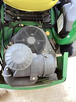 Image of John Deere Z930M equipment image 1
