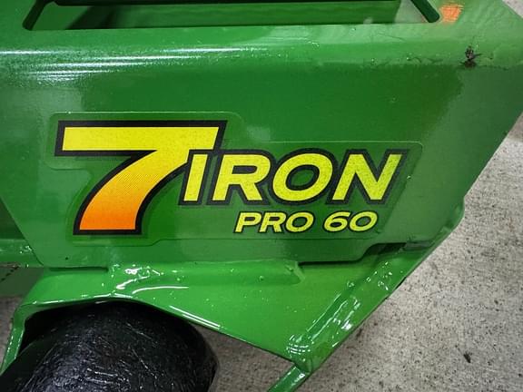 Image of John Deere Z930R equipment image 1