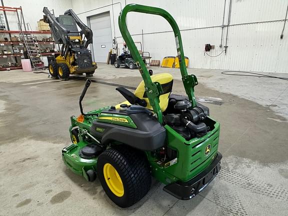 Image of John Deere Z930R equipment image 3