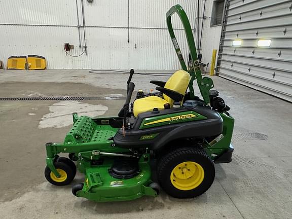 Image of John Deere Z930R equipment image 2