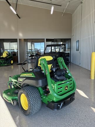 Image of John Deere Z930R equipment image 4