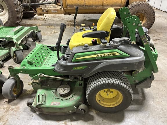 Image of John Deere Z930R equipment image 3
