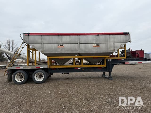 Image of KBH Fertilizer Chassis equipment image 2