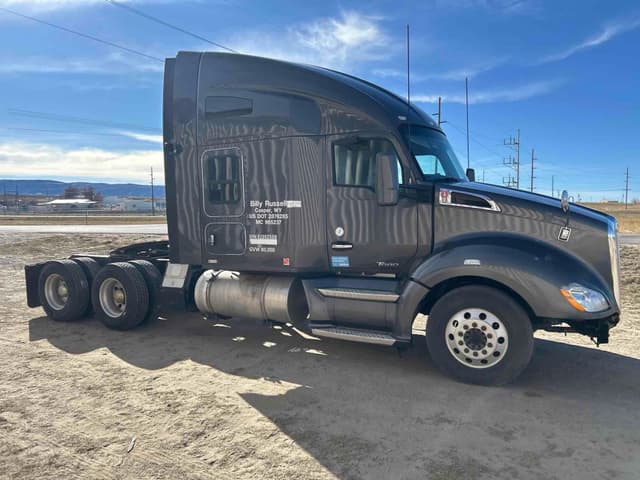 Image of Kenworth T680 equipment image 1