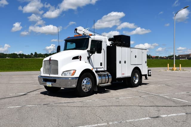 Image of Kenworth T270 equipment image 1