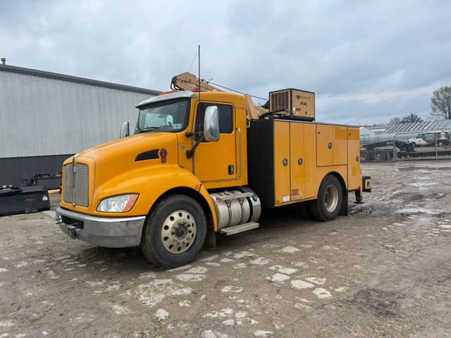Image of Kenworth T270 equipment image 1
