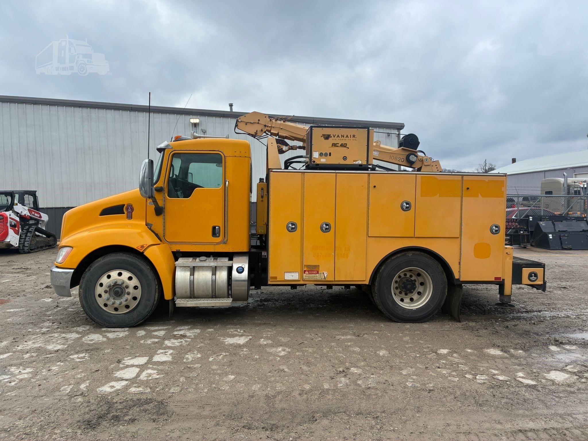 2014 Kenworth T270 Equipment Image0