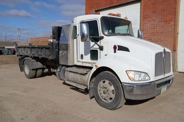 Image of Kenworth T370 equipment image 2