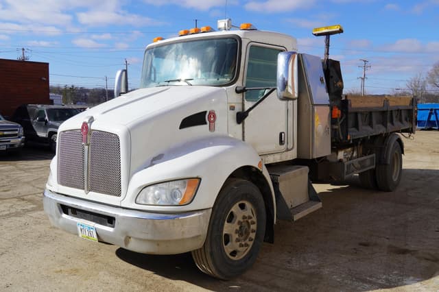 Image of Kenworth T370 equipment image 4