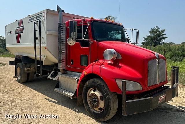 Image of Kenworth T370 equipment image 2