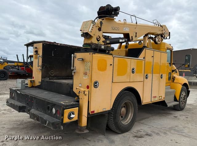 Image of Kenworth T370 equipment image 4