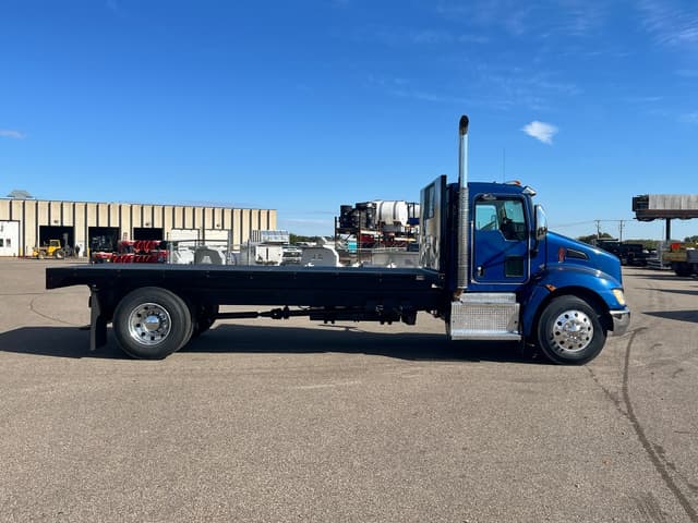 Image of Kenworth T370 equipment image 3