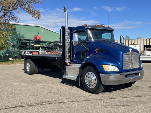 Image of Kenworth T370 equipment image 2