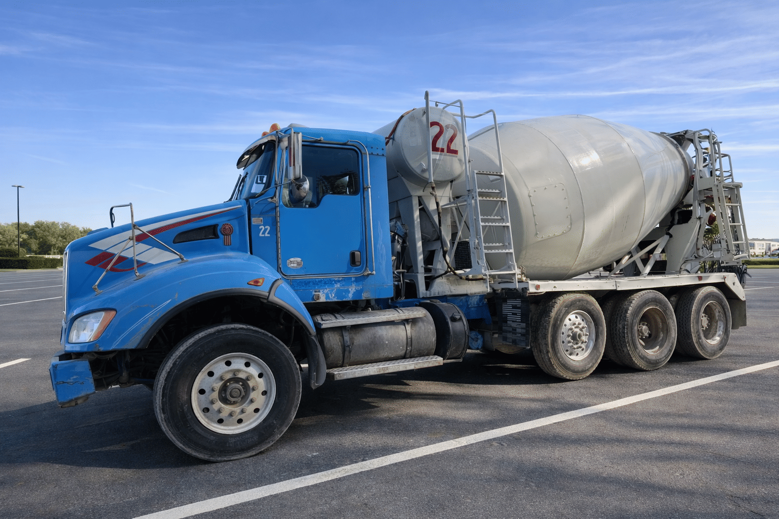2014 Kenworth T440 Equipment Image0