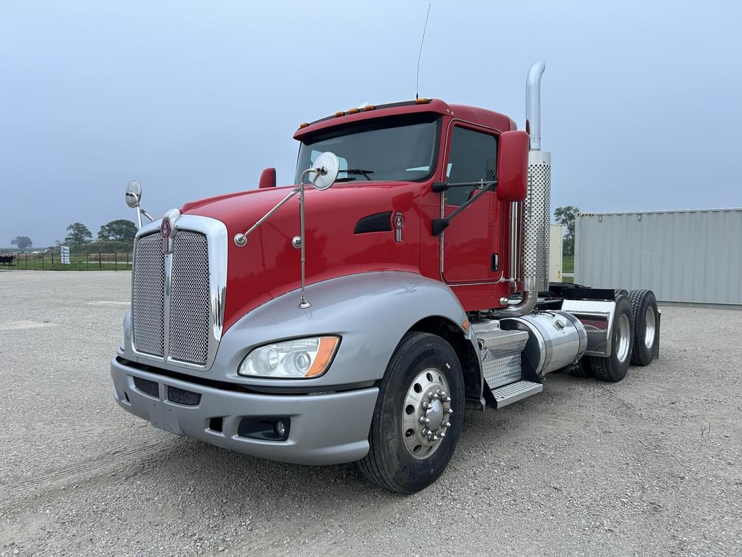 Image of Kenworth T600 Primary image