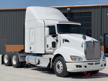 Main image Kenworth T600