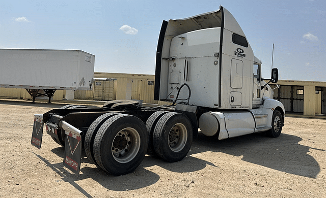 Image of Kenworth T660 equipment image 4