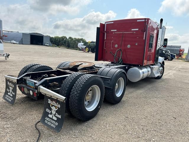 Image of Kenworth T660 equipment image 4