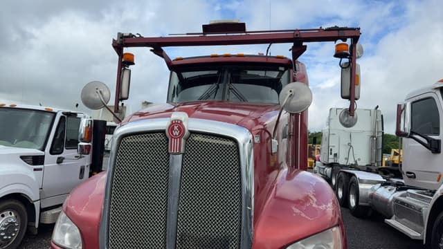 Image of Kenworth T660 equipment image 1