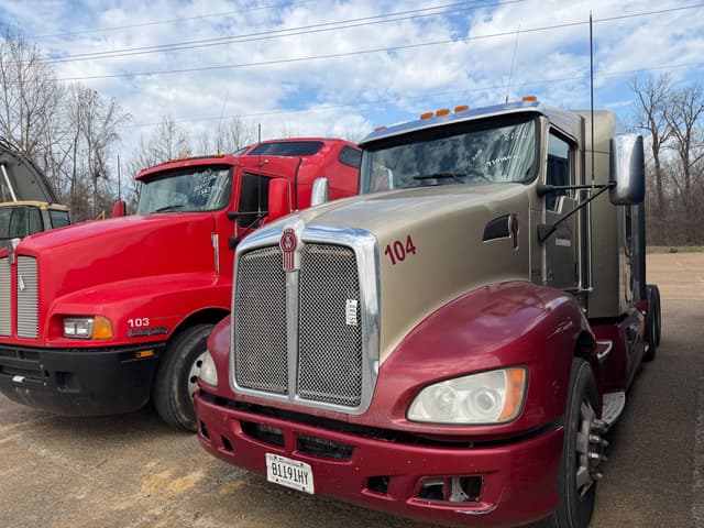 Image of Kenworth T660 equipment image 1