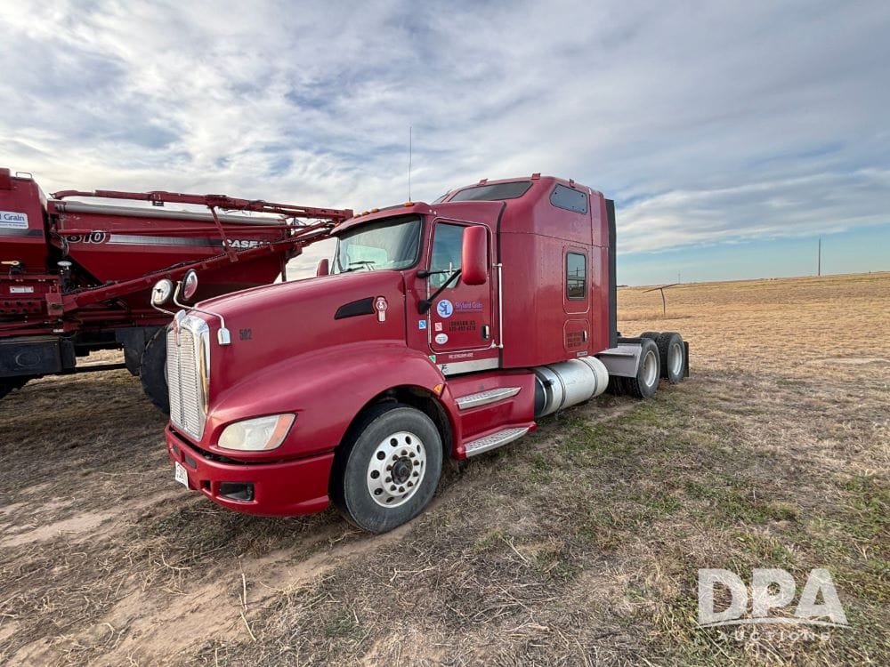 2014 Kenworth T660 Equipment Image0