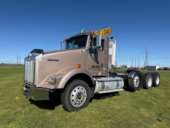 2014 Kenworth T800 Equipment Image0