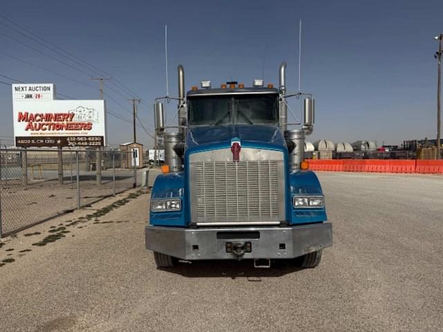 Image of Kenworth T800 equipment image 1