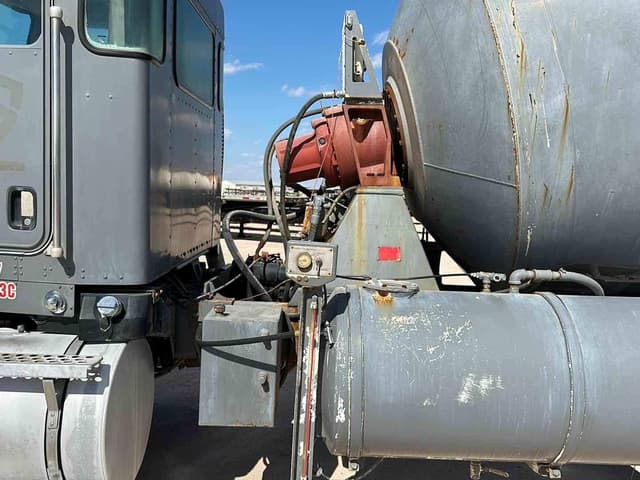 Image of Kenworth T800 equipment image 3