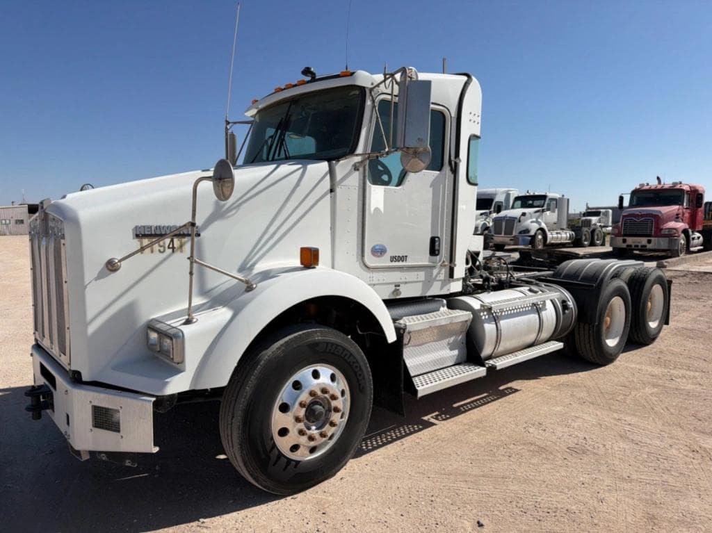 Image of Kenworth T800 Primary image