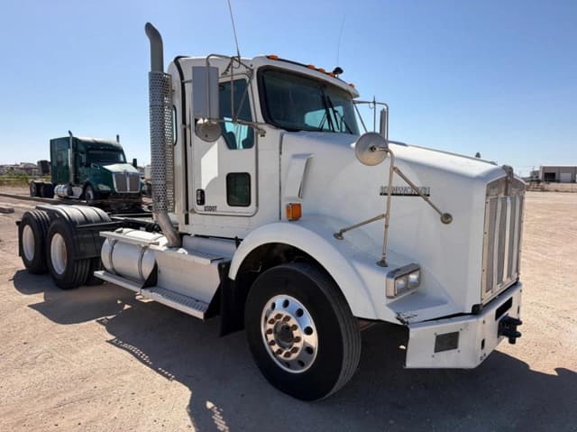 Image of Kenworth T800 equipment image 2