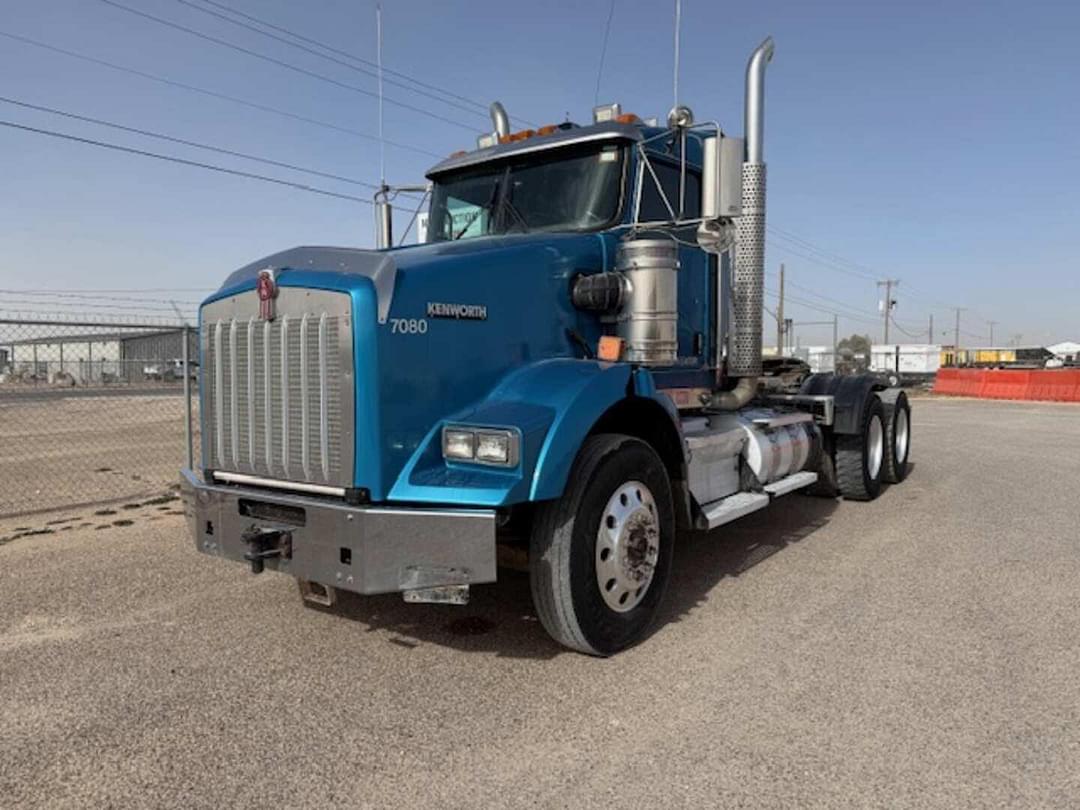 Image of Kenworth T800 Primary image