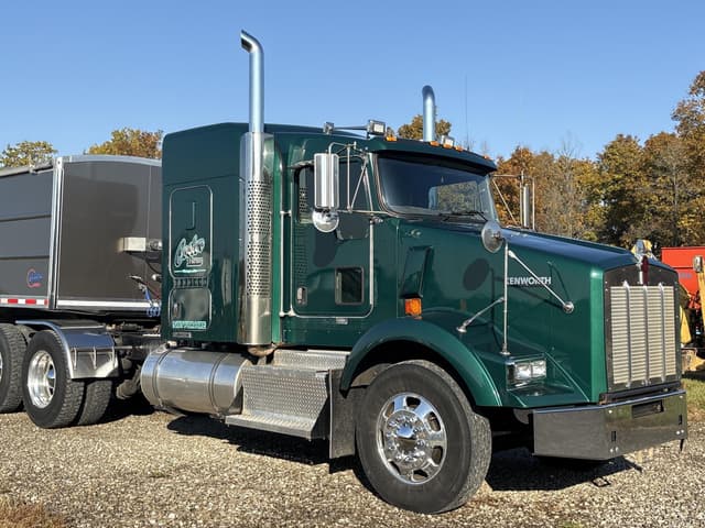 Image of Kenworth T800 equipment image 1