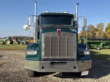 Main image Kenworth T800