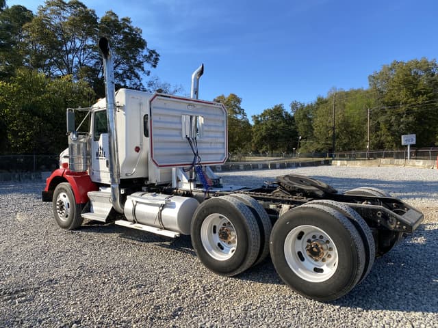 Image of Kenworth T800 equipment image 1