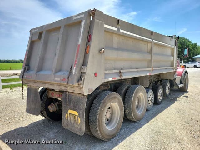 Image of Kenworth T800 equipment image 4