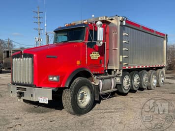 Main image Kenworth T800