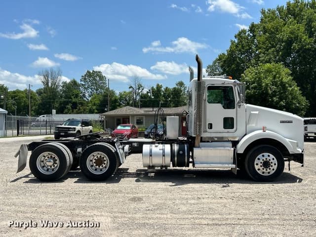 Image of Kenworth T800 equipment image 3